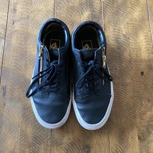 Vans Sneakers old skool Zip 7.5 women’s / 6 Men’s